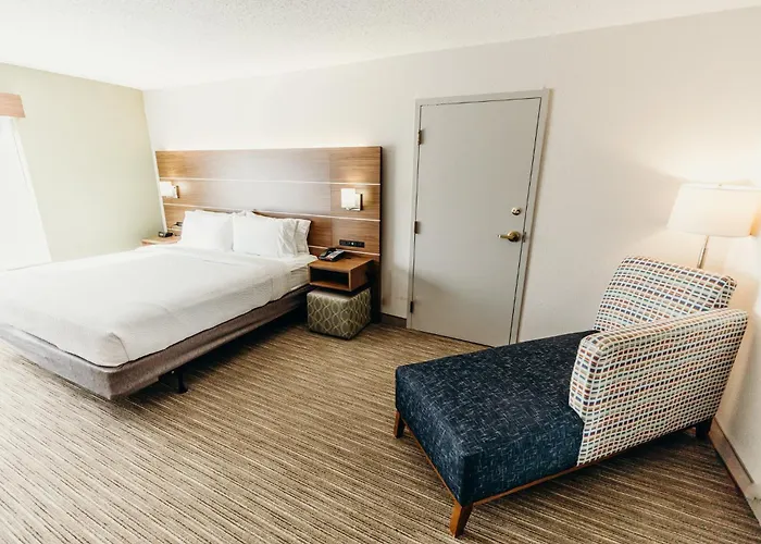 Holiday Inn Express Atlanta - Northeast I-85 - Clairmont Road By Ihg