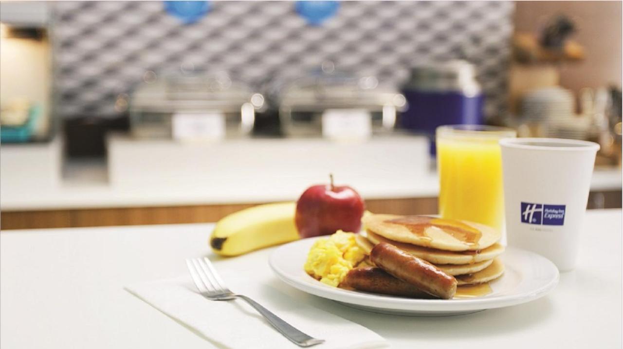 Express Atlanta - Northeast I-85 - Clairmont Road By Ihg Hotel 3*