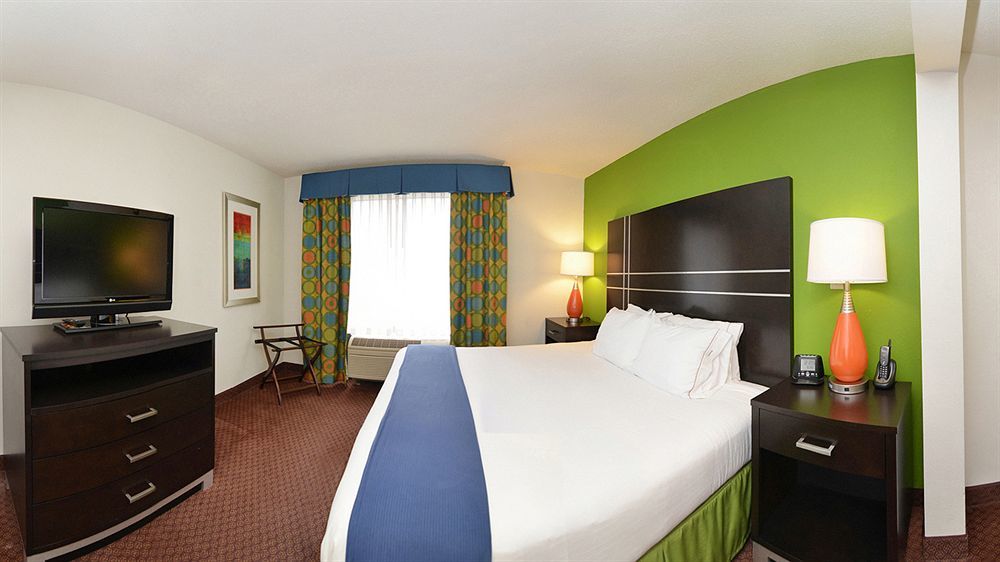 Express Atlanta - Northeast I-85 - Clairmont Road By Ihg Chamblee