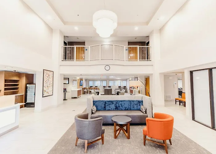 Holiday Inn Express Atlanta - Northeast I-85 - Clairmont Road By Ihg