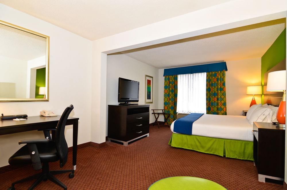 Express Atlanta - Northeast I-85 - Clairmont Road By Ihg Hotel Chamblee