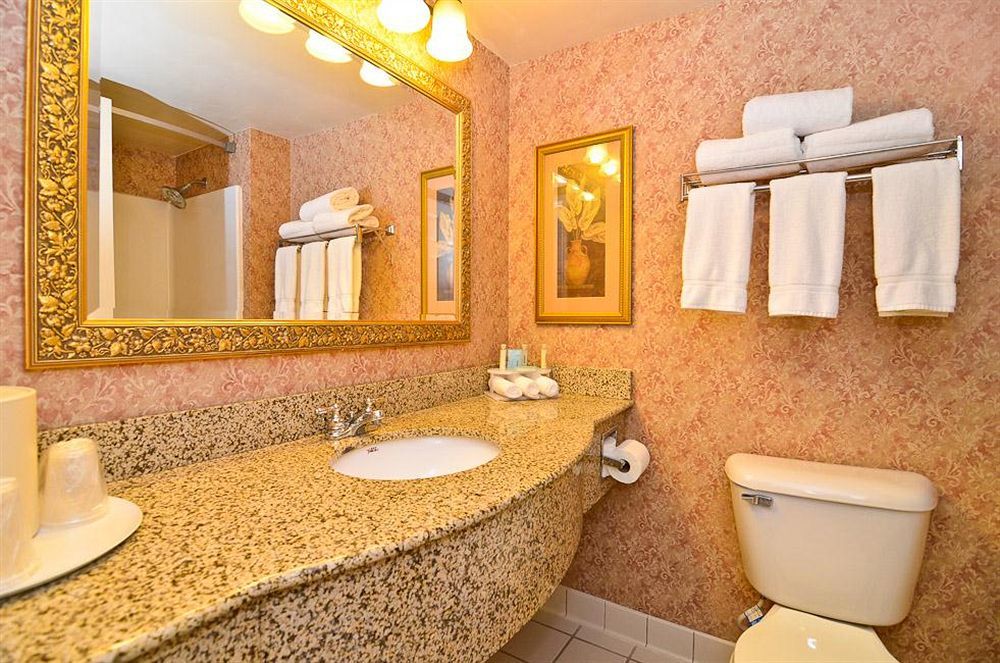 Express Atlanta - Northeast I-85 - Clairmont Road By Ihg 3*