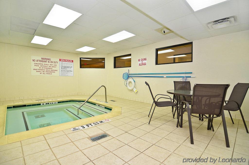 Express Atlanta - Northeast I-85 - Clairmont Road By Ihg Hotel 3*