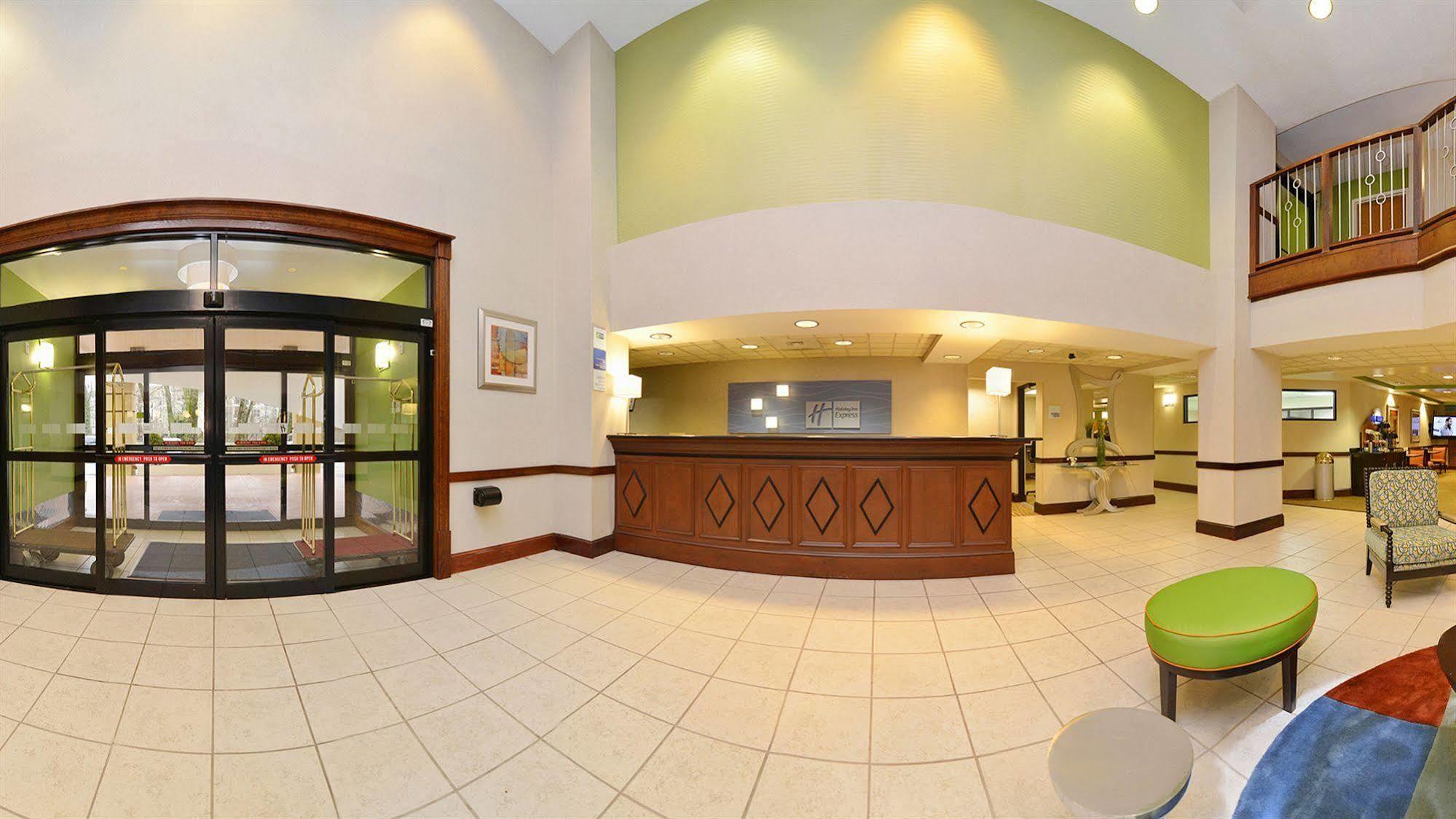Express Atlanta - Northeast I-85 - Clairmont Road By Ihg Chamblee